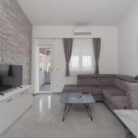 Apartament Juli