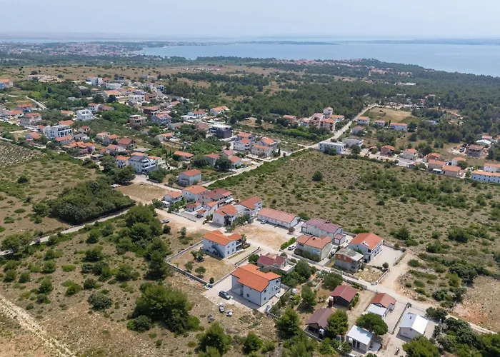 Juli * ויר